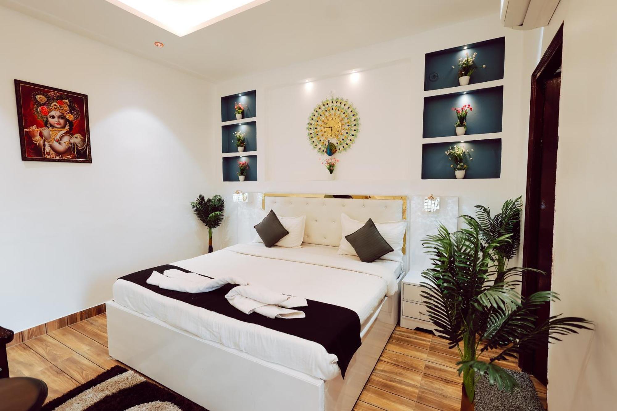 Elegance Resort Vrindāvan Extérieur photo